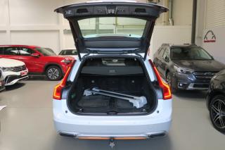 Volvo V90 (2018) 2.0 D CROSS COUNTRY OCEAN RACE - náhled 43