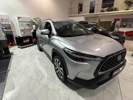 Toyota Corolla Cross 1.8HEV - STYLE TECH