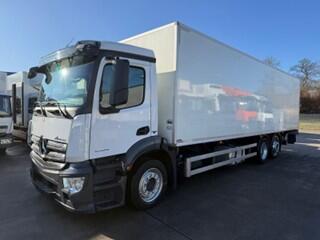 Mercedes-Benz Antos 2535 6x2 thermoking 