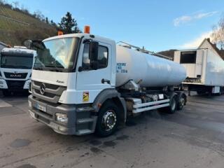 Mercedes-Benz Axor 2533 6x2 cisterna na vodu 