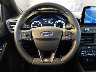 Ford Focus 2,0 ST Styling-Paket Performan - náhled 10