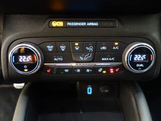 Ford Focus 2,0 ST Styling-Paket Performan - náhled 25