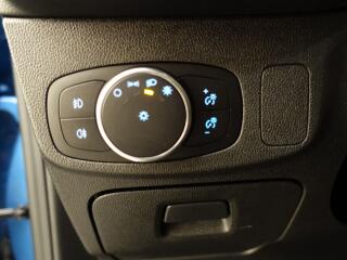 Ford Focus 2,0 ST Styling-Paket Performan - náhled 27