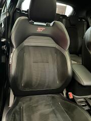 Ford Focus 2,0 ST Styling-Paket Performan - náhled 29