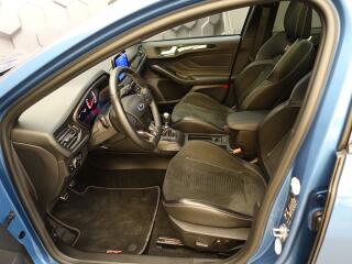 Ford Focus 2,0 ST Styling-Paket Performan - náhled 36