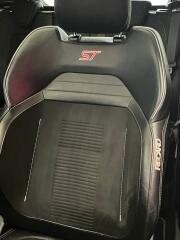 Ford Focus 2,0 ST Styling-Paket Performan - náhled 39