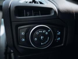 Ford Focus 1.5 EcoBoost Titanium - náhled 17