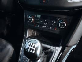 Ford Focus 1.5 EcoBoost Titanium - náhled 21