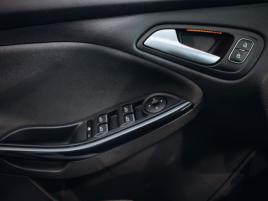 Ford Focus 1.5 EcoBoost Titanium - náhled 10