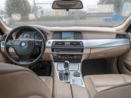 BMW Řada 5 (2010) 3.0i mat – NAVI - náhled 13
