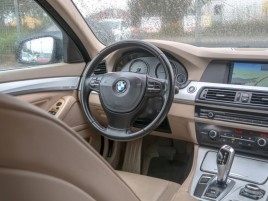 BMW Řada 5 (2010) 3.0i mat – NAVI - náhled 14