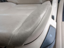 BMW Řada 5 (2010) 3.0i mat – NAVI - náhled 16
