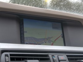 BMW Řada 5 (2010) 3.0i mat – NAVI - náhled 25