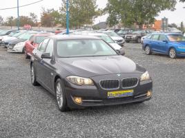 BMW Řada 5 (2010) 3.0i mat – NAVI - náhled 3