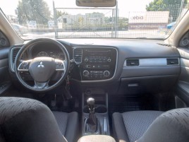 Mitsubishi Outlander (2013) 2.2D 110KW 4x4 – 1 MAJITEL - náhled 12