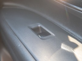 Mitsubishi Outlander (2013) 2.2D 110KW 4x4 – 1 MAJITEL - náhled 28