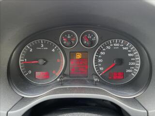 Audi A3 2,0 TDi 103kW*S-line*Pravideln - náhled 10