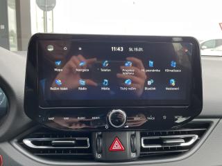 Hyundai i30 1,5 T-GDI MHEV 103kW N-line AT - náhled 24