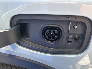 Ford Ranger 2.3Hybrid PHEV 205kW STORMTRAK - náhled 12