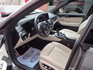 BMW Řada 6 (2022) 640 GT xDrive, INDIVIDUAL - náhled 3