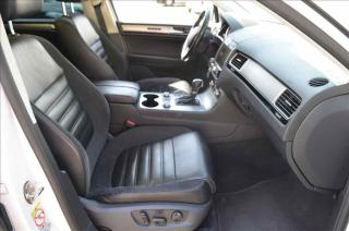 Volkswagen Touareg (2018) 3,0 TDI V6 R-LINE - náhled 14