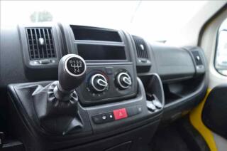 Hyundai H 1 (2011) 2,5 CRDI - náhled 13