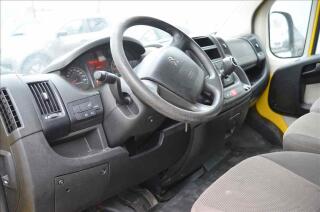 Hyundai H 1 (2011) 2,5 CRDI - náhled 15