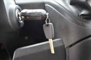 Hyundai H 1 (2011) 2,5 CRDI - náhled 19