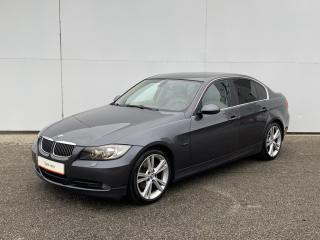 BMW XI sedan