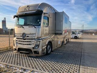 Krismar, Actros-Gar� pro MINI