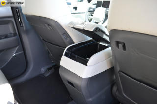 Hyundai Santa Fe 1,6 TGDI HEV 4WD STYLE PREMIUM - náhled 22