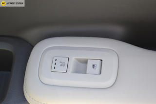 Hyundai Santa Fe 1,6 TGDI HEV 4WD STYLE PREMIUM - náhled 23