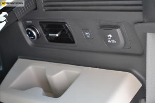 Hyundai Santa Fe 1,6 TGDI HEV 4WD STYLE PREMIUM - náhled 30