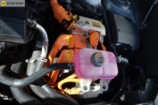 Hyundai Santa Fe 1,6 TGDI HEV 4WD STYLE PREMIUM - náhled 74