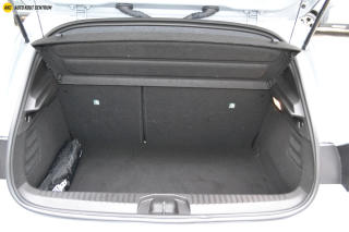 Renault Clio FULL HYBRID TECHNO E-TECH 145 - náhled 17