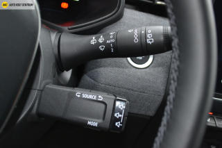 Renault Clio FULL HYBRID TECHNO E-TECH 145 - náhled 43