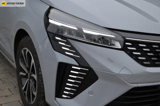 Renault Clio FULL HYBRID TECHNO E-TECH 145 - náhled 8