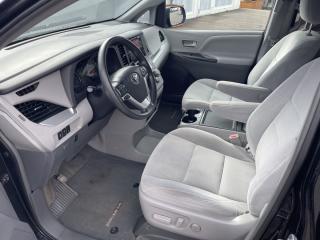 Toyota Sienna 3.5 V6 4x4 automat, 7 míst, TZ - náhled 10