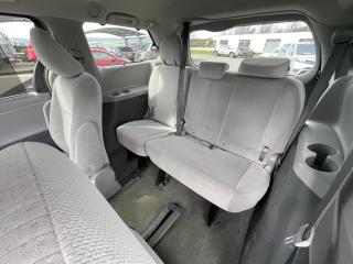 Toyota Sienna 3.5 V6 4x4 automat, 7 míst, TZ - náhled 13