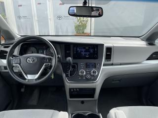 Toyota Sienna 3.5 V6 4x4 automat, 7 míst, TZ - náhled 14