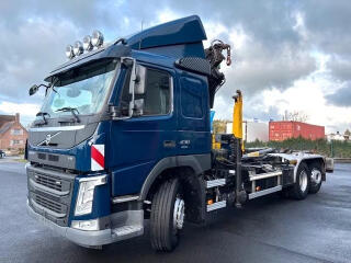 Volvo FM 430 6x2 nosi� kontejner ruka