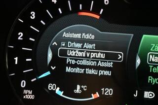 Ford Mondeo (2022) 2.0 140 KW LED VIGNALE Tažné M - náhled 23