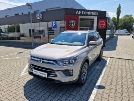 SsangYong Korando 1.5T, Style+2WD, AT, SKLADEM