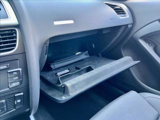Audi A5 2,0 TFSI QUATTRO BIXENON 155K - náhled 29