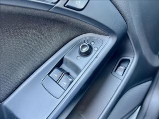Audi A5 2,0 TFSI QUATTRO BIXENON 155K - náhled 26