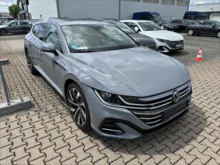 Volkswagen Arteon 2.0 TDI PANORAMA TA�N�