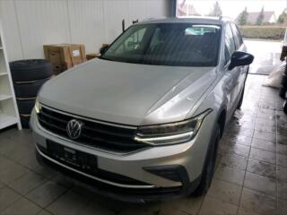 Volkswagen Tiguan 2.0 TA�N�,KAMERA,HEAD-UP