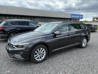 Volkswagen Passat 2.0 TA�N�,IQ LIGHT,KAMERA