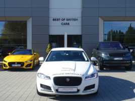 Jaguar XF 2.0 Prestige D180 automat 4x4