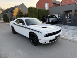 Dodge Challenger + PENTASTAR + 4x4 + 